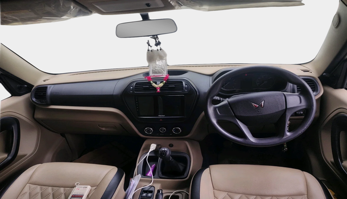 2022 Mahindra BOLERO NEO N 4, Diesel, Manual, 33,795 km, interior