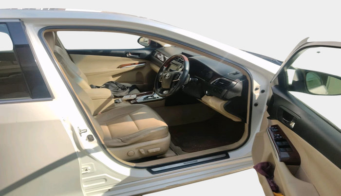 2012 Toyota Camry 2.5L AT, Petrol, Automatic, 79,186 km, interior