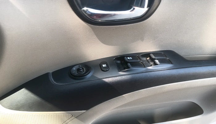 2011 Hyundai i10 SPORTZ 1.2, Petrol, Manual, 49,926 km, interior