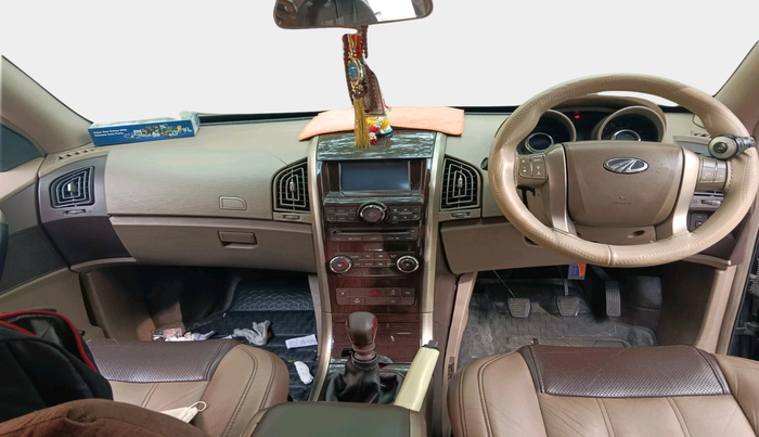 2012 Mahindra XUV500 W8, Diesel, Manual, 1,70,777 km, interior