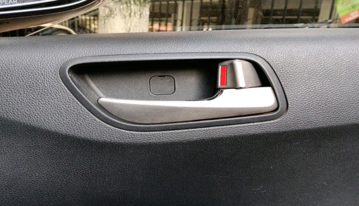 2014 Hyundai Xcent SX 1.2 (O), Petrol, Manual, 72,898 km, interior