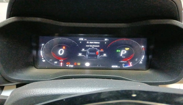 2024 Mahindra XUV 3XO AX7L 1.2 Petrol AT, Petrol, Automatic, 4,005 km, interior