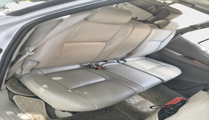 2014 Toyota Innova 2.5 GX 8 STR, Diesel, Manual, 2,03,247 km, interior