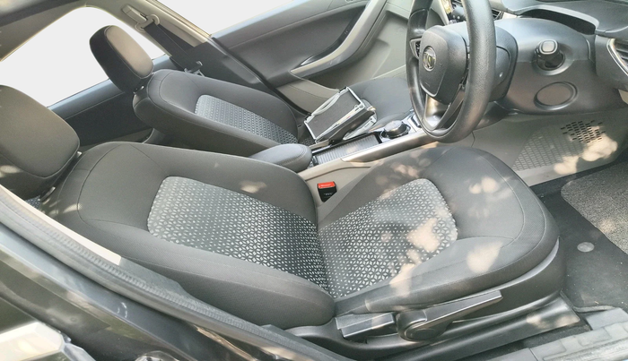 2018 Tata NEXON XZA PLUS PETROL, Petrol, Automatic, 26,894 km, interior