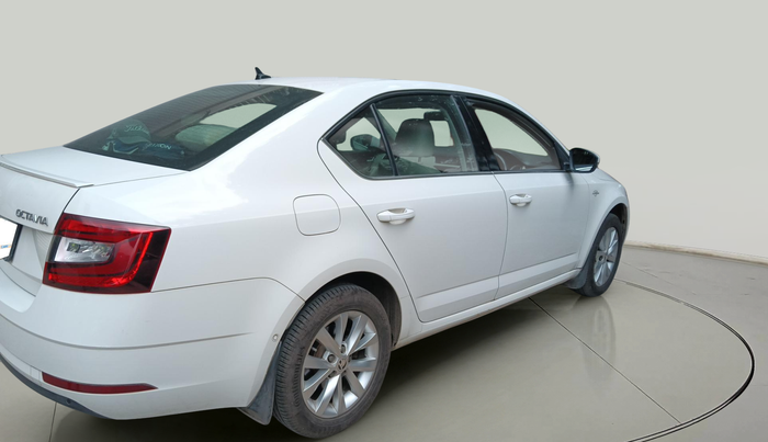 2018 Skoda Octavia L&K 1.8 TSI AT, Petrol, Automatic, 37,199 km, exterior
