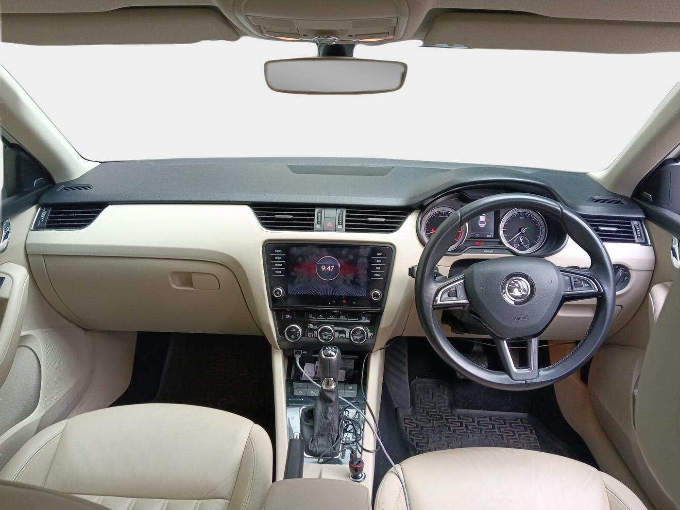 2018 Skoda Octavia L&K 1.8 TSI AT, Petrol, Automatic, 37,199 km, interior