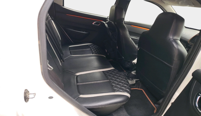 2020 Renault Kwid CLIMBER 1.0 AMT (O), Petrol, Automatic, 38,960 km, interior