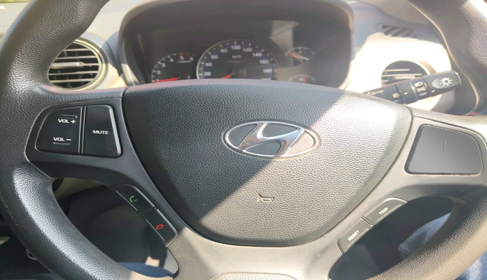 2014 Hyundai Xcent S 1.1 CRDI, Diesel, Manual, 70,557 km, interior