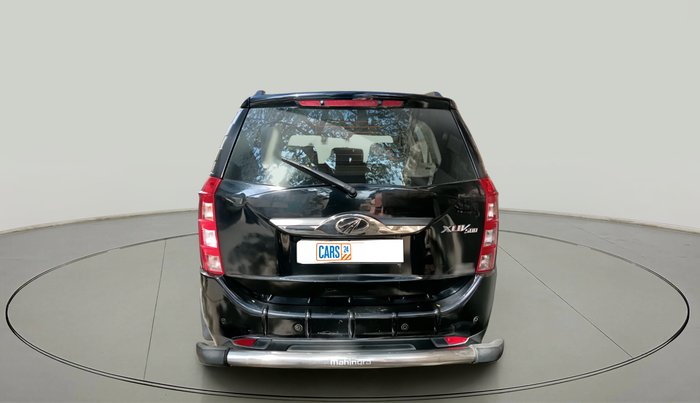 2016 Mahindra XUV500 W10 AT, Diesel, Automatic, 1,01,692 km, exterior