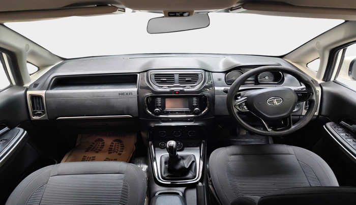 2018 Tata Hexa XM 4X2 7 STR, Diesel, Manual, 1,03,378 km, interior
