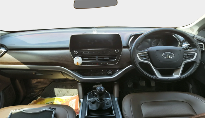 2019 Tata Harrier XZ 2.0L, Diesel, Manual, 1,12,278 km, interior