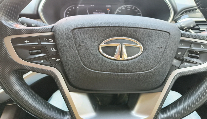 2019 Tata Harrier XZ 2.0L, Diesel, Manual, 1,12,278 km, interior