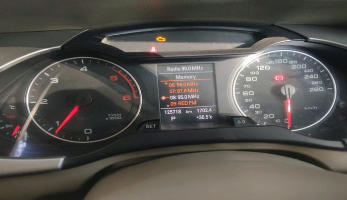 2011 Audi A4 2.0 TDI, Diesel, Automatic, 1,25,718 km, interior