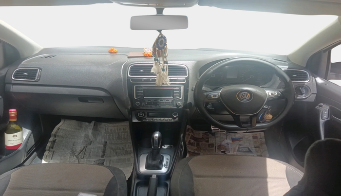 2015 Volkswagen Polo GT TSI AT, Petrol, Automatic, 1,17,832 km, interior