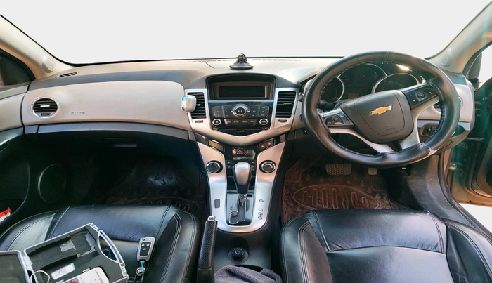 2011 Chevrolet Cruze LTZ AT, Diesel, Automatic, 1,06,145 km, interior