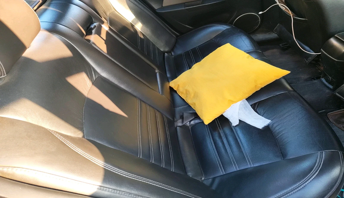 2011 Chevrolet Cruze LTZ AT, Diesel, Automatic, 1,06,145 km, interior