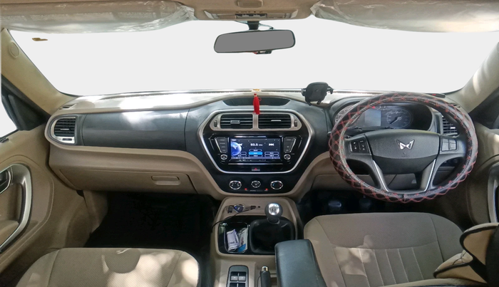 2023 Mahindra BOLERO NEO N 10 (O), Diesel, Manual, 33,212 km, interior