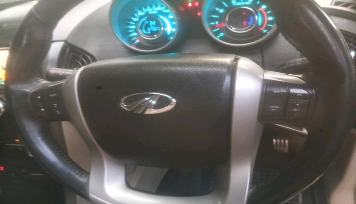 2016 Mahindra XUV500 W10 AT, Diesel, Automatic, 87,367 km, interior