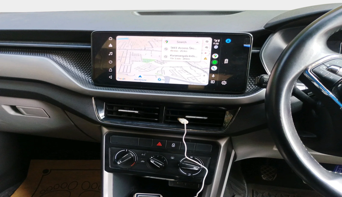 2022 Skoda KUSHAQ AMBITION 1.0L TSI MT, Petrol, Manual, 32,292 km, interior