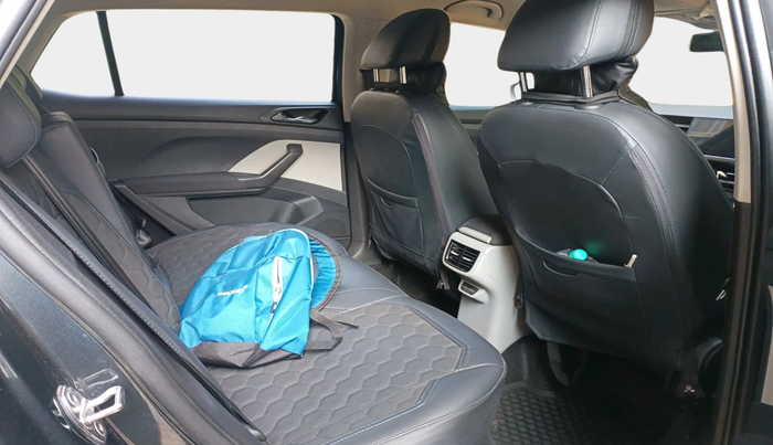 2022 Skoda KUSHAQ AMBITION 1.0L TSI MT, Petrol, Manual, 32,292 km, interior