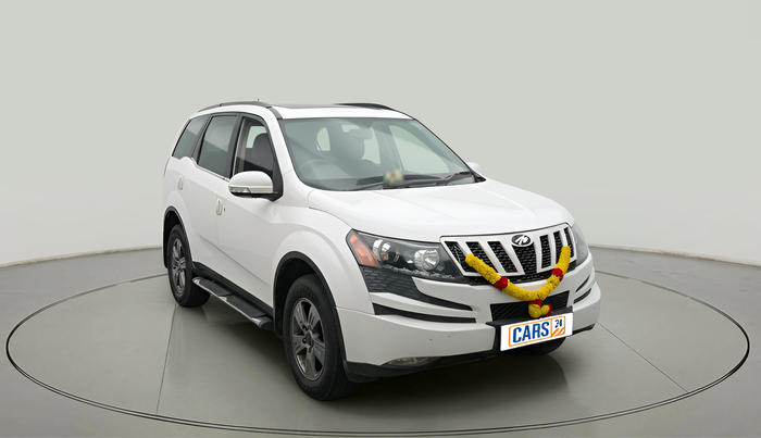 2015 Mahindra XUV500 W8, Diesel, Manual, 1,26,177 km, exterior