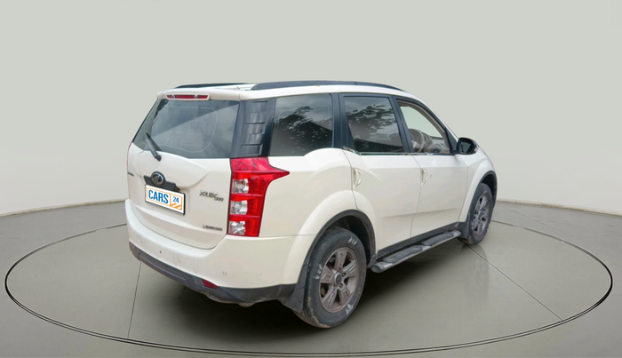 2015 Mahindra XUV500 W8, Diesel, Manual, 1,26,177 km, exterior