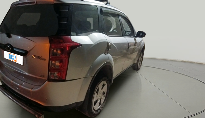2017 Mahindra XUV500 W6, Diesel, Manual, 1,13,639 km, exterior