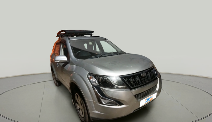 2017 Mahindra XUV500 W6, Diesel, Manual, 1,13,639 km, exterior