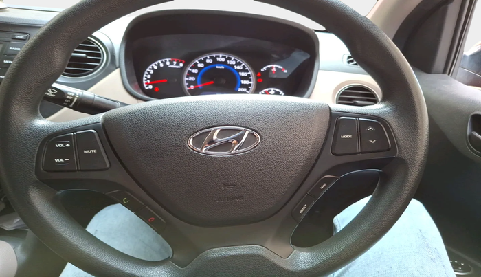 2019 Hyundai Grand i10 MAGNA 1.2 KAPPA VTVT, Petrol, Manual, 35,062 km, interior