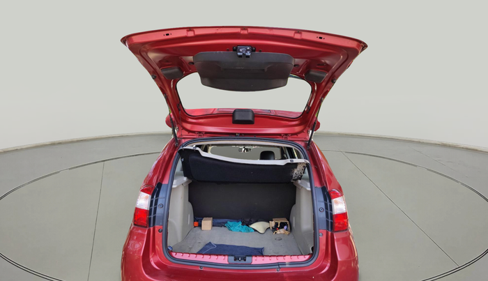 2016 Nissan Terrano XL (P), Petrol, Manual, 1,25,388 km, exterior