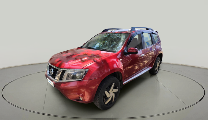 2016 Nissan Terrano XL (P), Petrol, Manual, 1,25,388 km, exterior