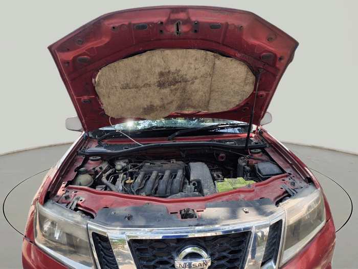 2016 Nissan Terrano XL (P), Petrol, Manual, 1,25,388 km, exterior