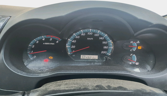 2015 Toyota Fortuner 3.0 4X4 MT, Diesel, Manual, 3,24,921 km, interior