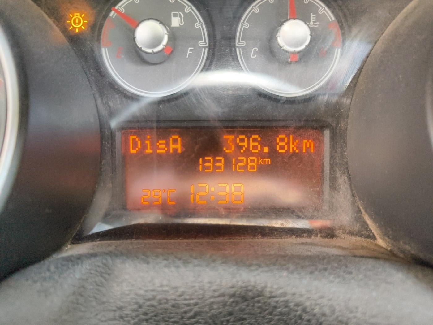 2015 Fiat Punto EVO EMOTION 1.3 MULTIJET 90 HP, Diesel, Manual, 1,33,128 km, interior