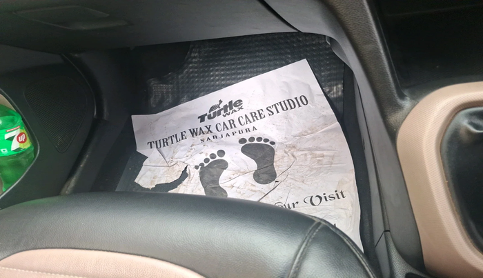 2014 Hyundai Grand i10 SPORTZ 1.2 KAPPA VTVT, Petrol, Manual, 1,03,161 km, interior