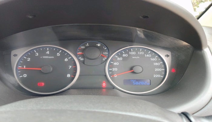 2013 Hyundai i20 SPORTZ 1.2, Petrol, Manual, 58,282 km, interior