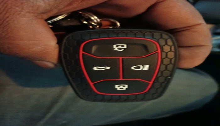 2022 Tata PUNCH CREATIVE  AMT, Petrol, Automatic, 25,383 km, interior