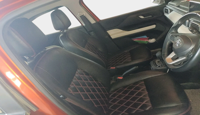 2022 Tata PUNCH CREATIVE  AMT, Petrol, Automatic, 25,383 km, interior