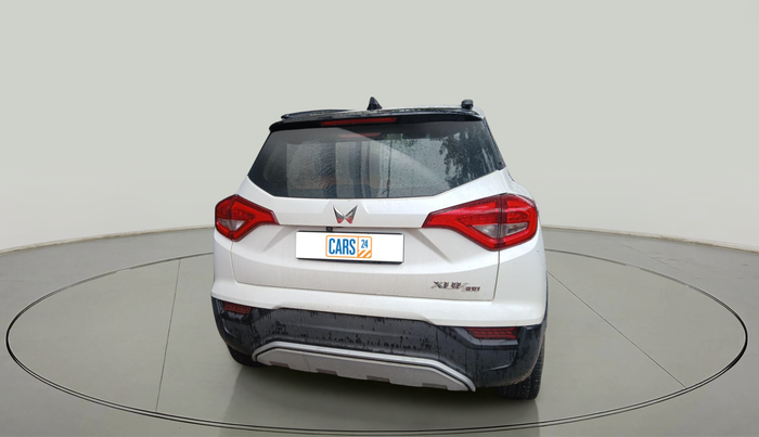 2023 Mahindra XUV300 W6 1.5 Diesel, Diesel, Manual, 21,679 km, exterior