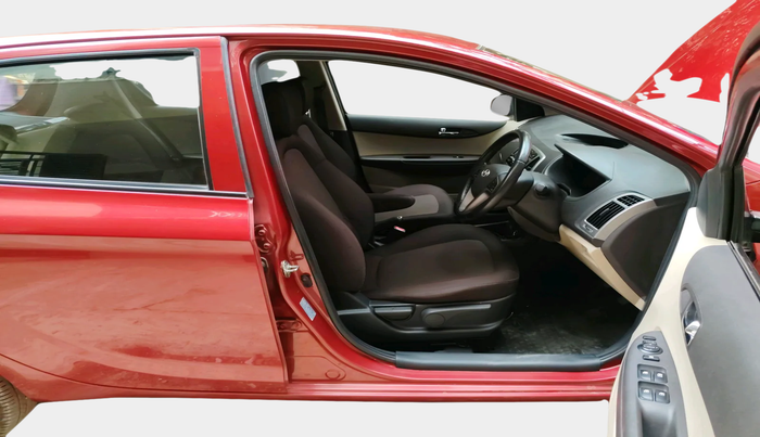 2014 Hyundai i20 ASTA 1.4 CRDI, Diesel, Manual, 87,310 km, interior