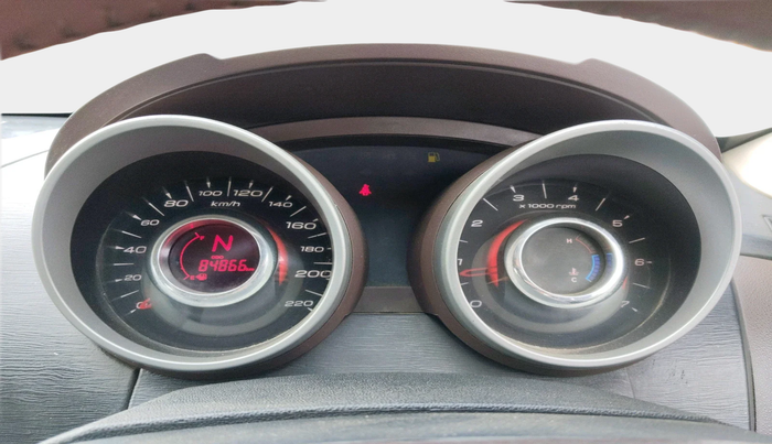 2013 Mahindra XUV500 W8, Diesel, Manual, 84,866 km, interior