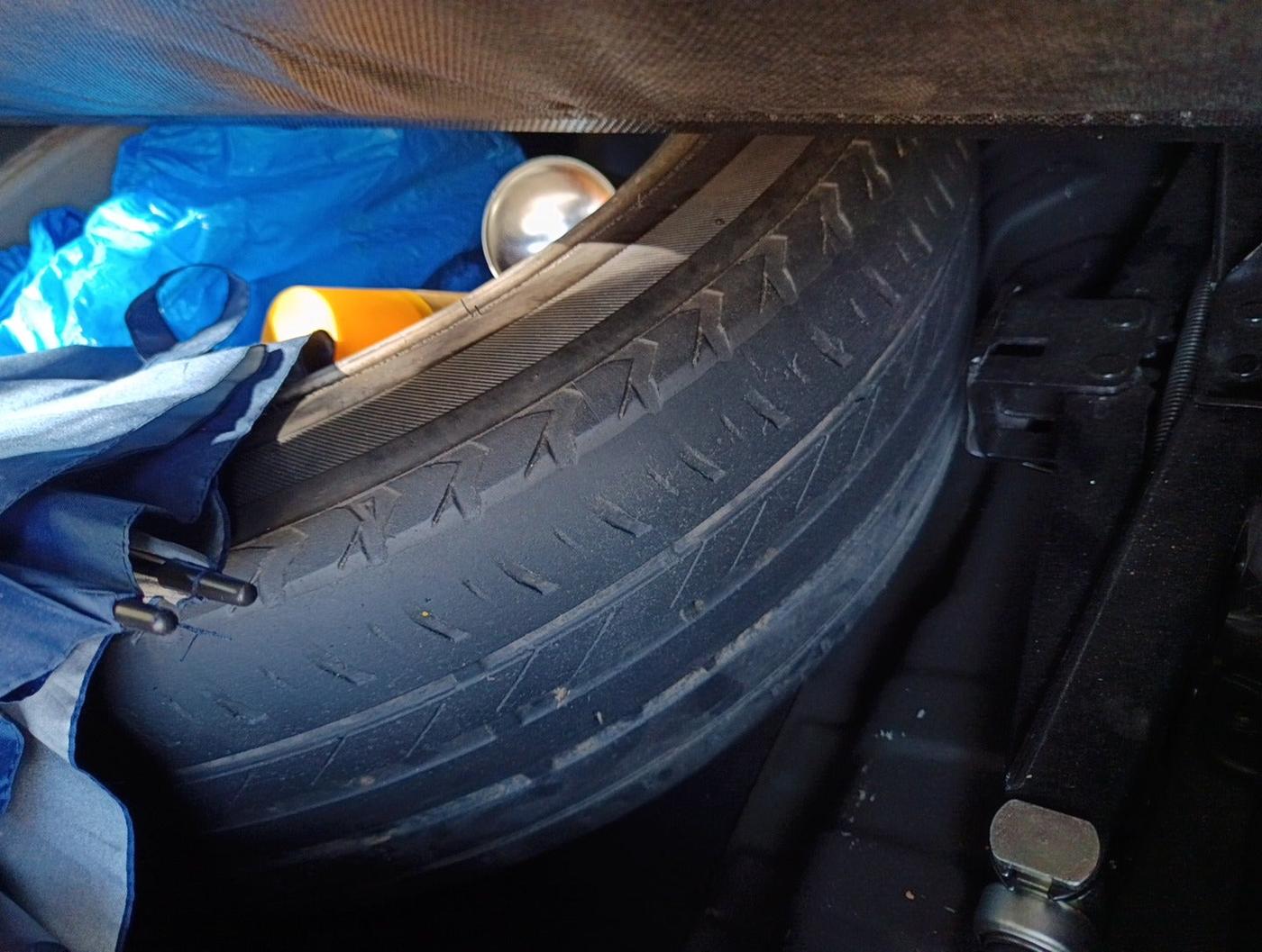 2018 Hyundai Tucson GLS 2WD AT DIESEL, Diesel, Automatic, 1,03,855 km, tyre