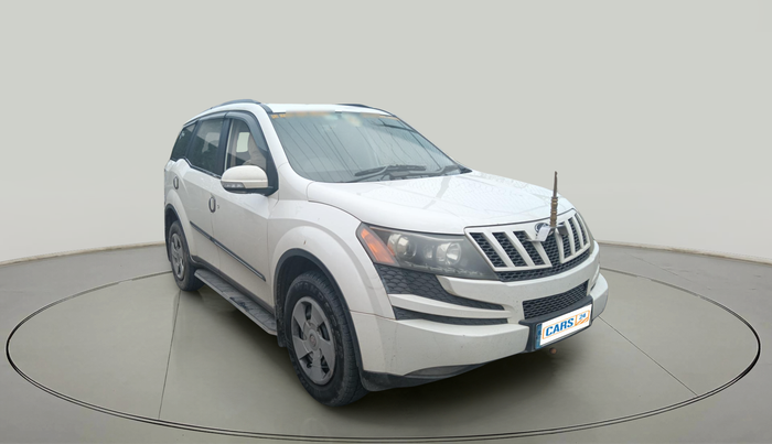 2015 Mahindra XUV500 W6, Diesel, Manual, 1,52,844 km, exterior