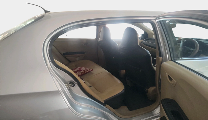 2018 Honda Amaze 1.2L I-VTEC S, Petrol, Manual, 80,212 km, interior