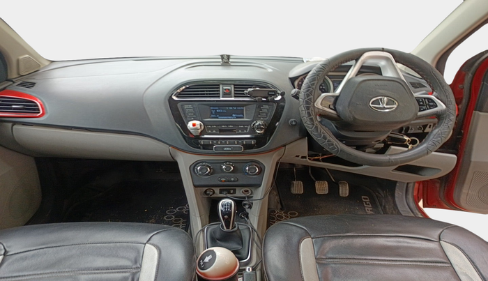 2017 Tata Tiago XZ PETROL, Petrol, Manual, 80,552 km, interior