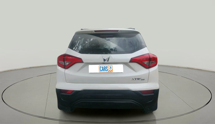 2023 Mahindra XUV300 W4 1.2 PETROL, Petrol, Manual, 12,595 km, exterior