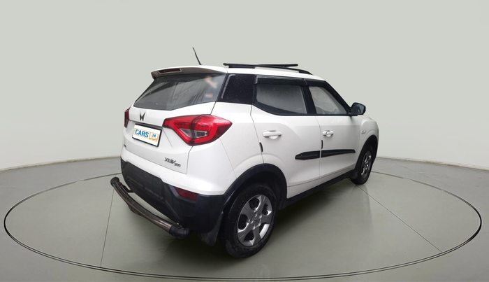 2022 Mahindra XUV300 W6 1.2 PETROL AMT, Petrol, Automatic, 45,018 km, exterior