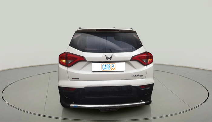 2022 Mahindra XUV300 W6 1.2 PETROL AMT, Petrol, Automatic, 45,018 km, exterior
