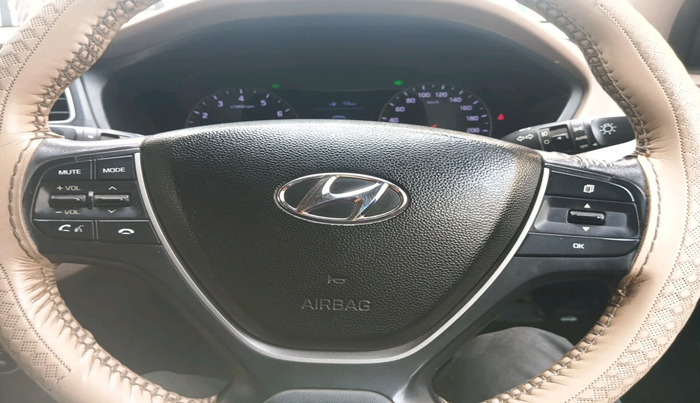 2020 Hyundai Elite i20 ASTA 1.2 (O), Petrol, Manual, 1,70,671 km, interior