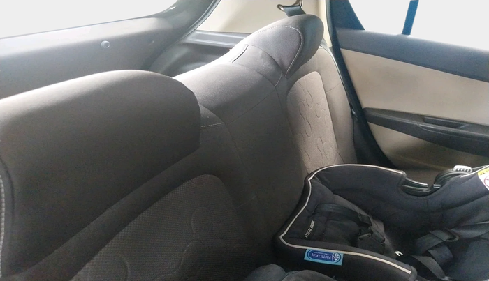 2011 Hyundai i20 MAGNA 1.2, Petrol, Manual, 42,791 km, interior